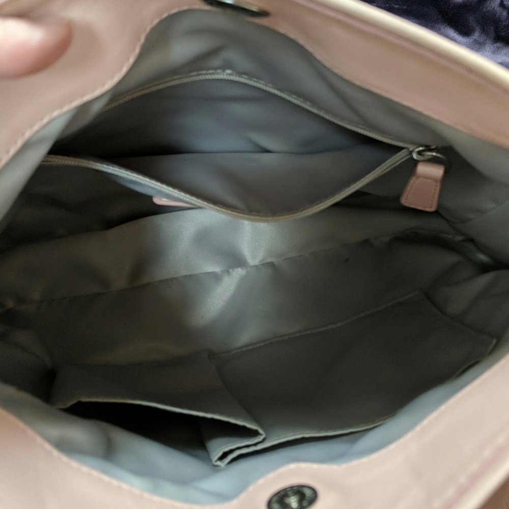 Coach Pale Pink Leather Shoulder Bag - Picture 3 of 5